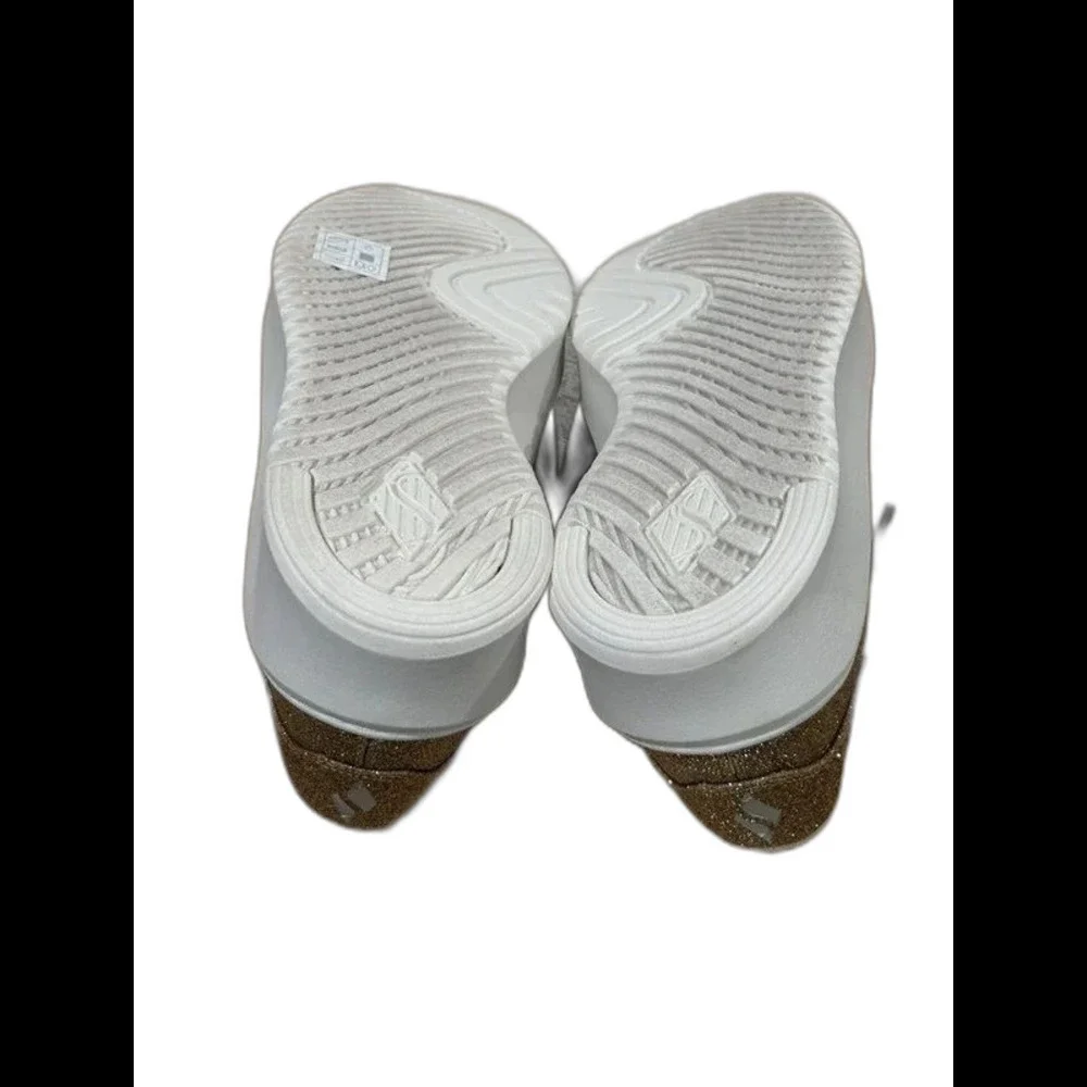 Skechers Court Break - Silver/Gold Women's US 9/UK 6/EUR 39 Like New